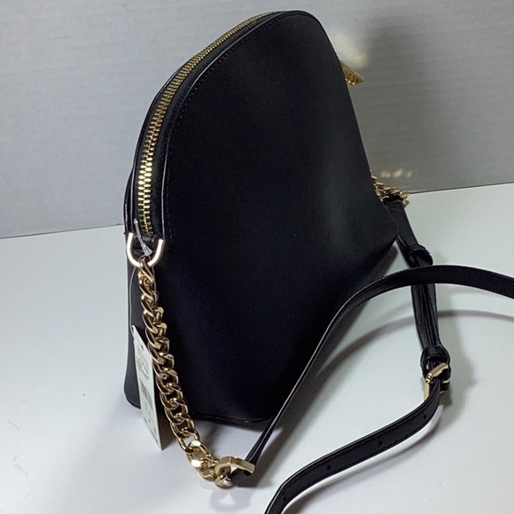 MICHAEL KORS
Medium Jet Set Dome Crossbody Bag - Picture 4 of 7